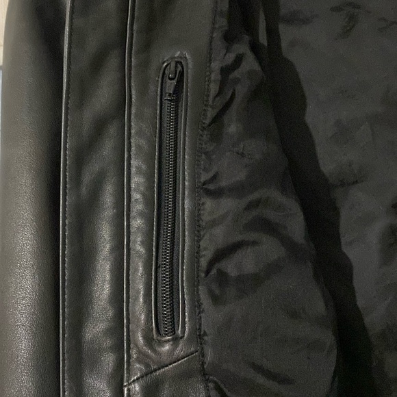 Woman’s Harley-Davidson Leather Jacket - Picture 9 of 9